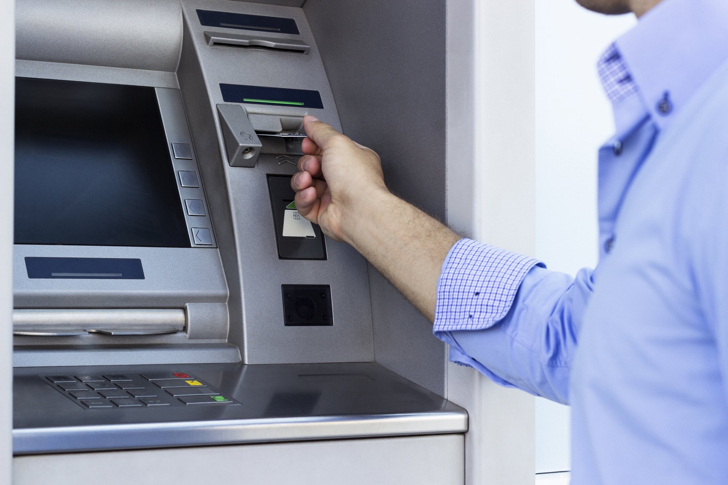 обмен валют через банкомат втб